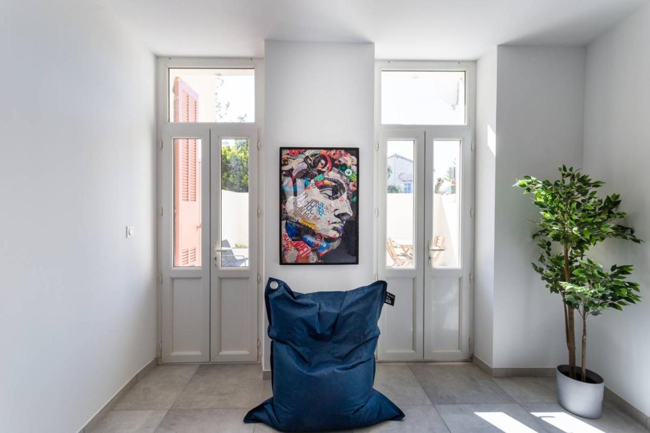 MaxBnb - CLIMATISÉ - Grand Studio 37m2&terrasse 30m2 - Est Toulon Extérieur photo