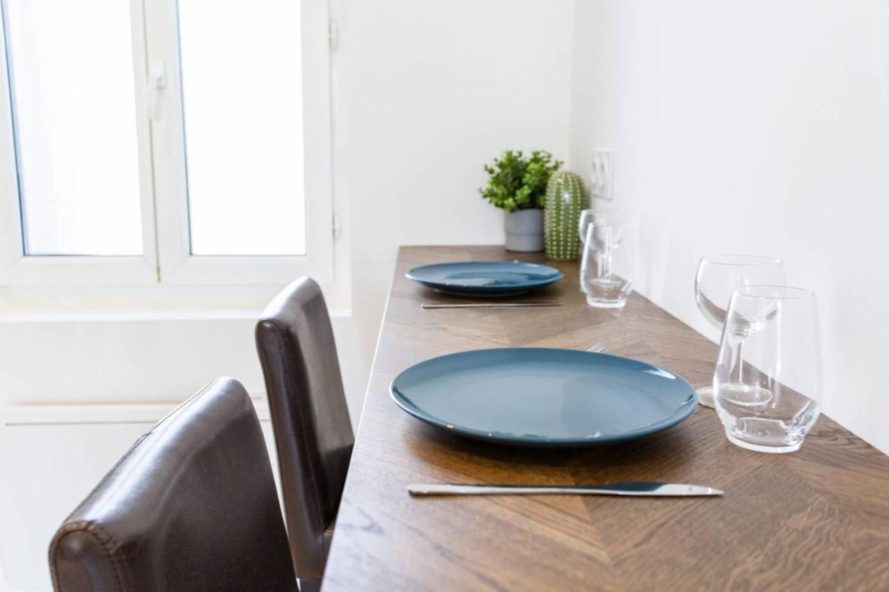 MaxBnb - CLIMATISÉ - Grand Studio 37m2&terrasse 30m2 - Est Toulon Extérieur photo